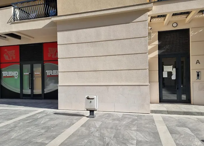Fantastic New Centre Apartment