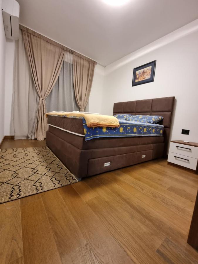 Апартаменты Fantastic New Centre *