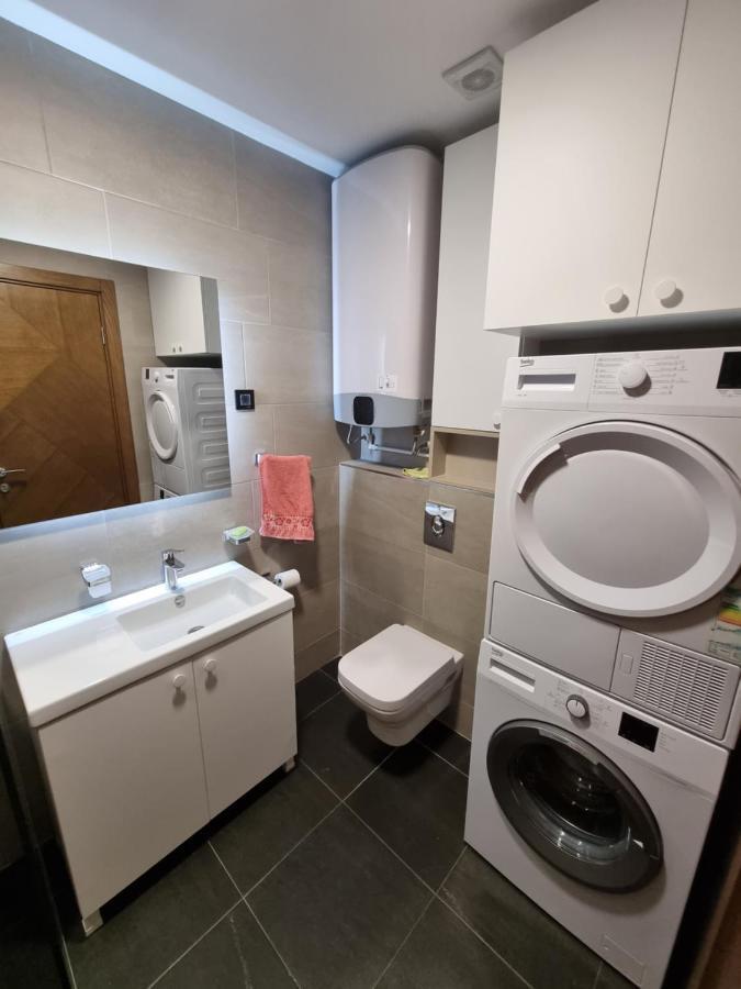 Fantastic New Centre Apartment Podgorica